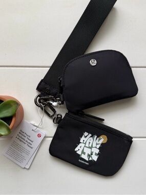 Lululemon NWT Dual Pouch Black Wristlet Keychain Hawaii Graphic